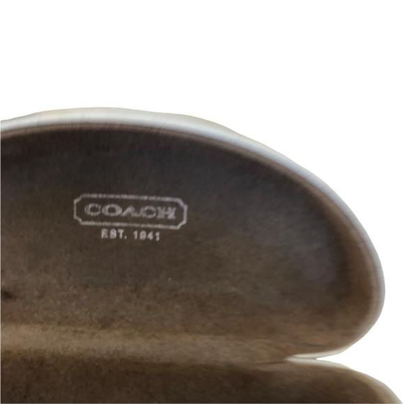 COACH Logo Ivory Sunglasses Hard ClamShell Case Lined Summer Designer - Picture 5 of 5
